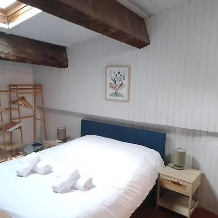 Triplex - Balcon Proche Centre-ville 아파트